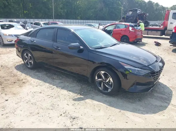 KMHLS4AGXPU469704 2023 HYUNDAI ELANTRA - Image 1
