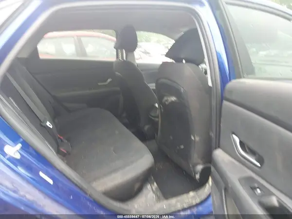 KMHLS4AGXPU477303 2023 HYUNDAI ELANTRA - Image 8