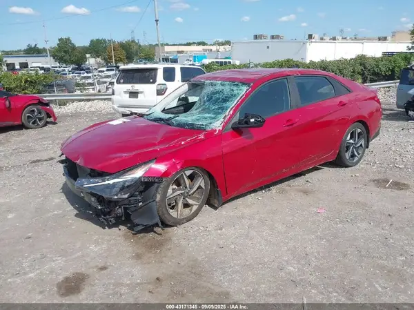 KMHLS4AGXPU490813 2023 HYUNDAI ELANTRA - Image 2