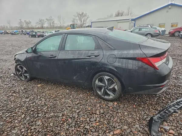 KMHLS4AGXPU557930 2023 HYUNDAI ELANTRA - Image 2