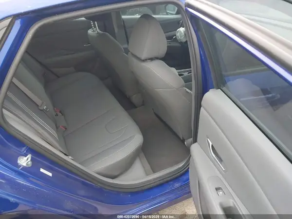 KMHLS4AGXPU564831 2023 HYUNDAI ELANTRA - Image 8