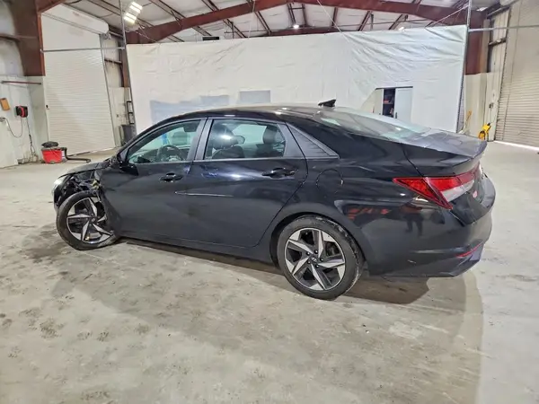 KMHLS4AGXPU568295 2023 HYUNDAI ELANTRA - Image 2