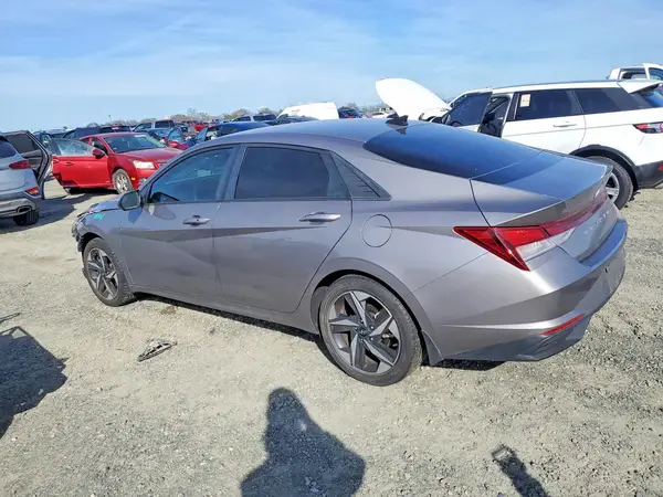 KMHLS4AGXPU577093 2023 HYUNDAI ELANTRA - Image 2