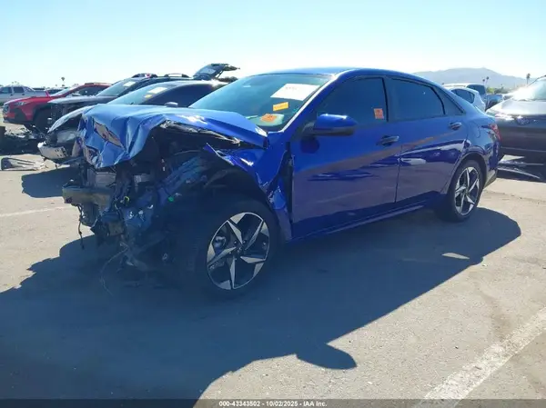KMHLS4AGXPU577482 2023 HYUNDAI ELANTRA - Image 2