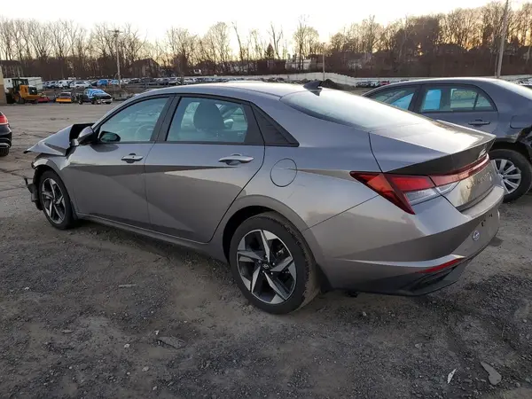 KMHLS4AGXPU579328 2023 HYUNDAI ELANTRA - Image 2