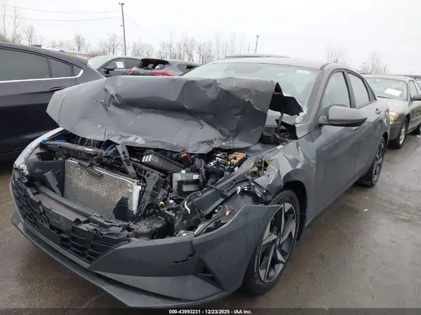 KMHLS4AGXPU607774 2023 HYUNDAI ELANTRA - Image 2