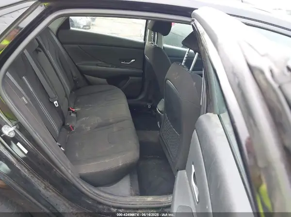 KMHLS4DG0RU643875 2024 HYUNDAI ELANTRA - Image 8