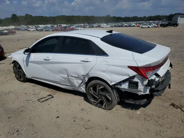 KMHLS4DG0RU647604 2024 HYUNDAI ELANTRA - Image 2