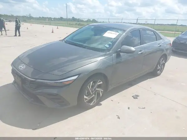 KMHLS4DG0RU656044 2024 HYUNDAI ELANTRA - Image 2
