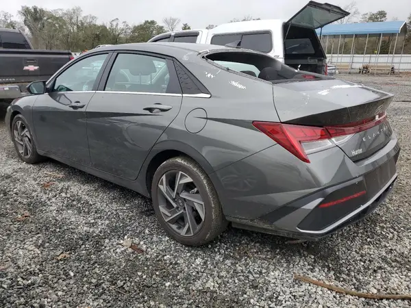 KMHLS4DG0RU661762 2024 HYUNDAI ELANTRA - Image 2