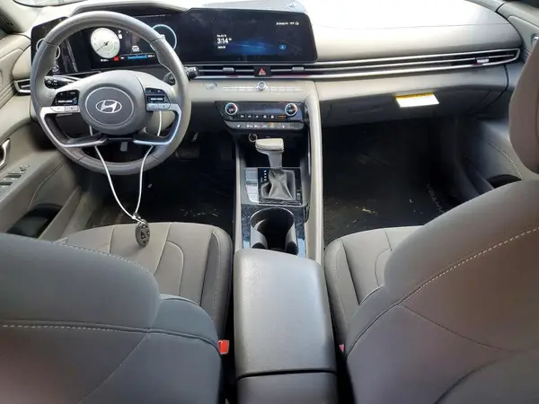 KMHLS4DG0RU698522 2024 HYUNDAI ELANTRA - Image 8