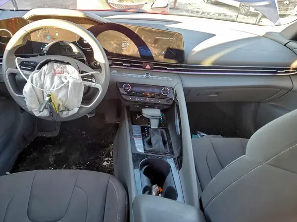 KMHLS4DG0RU745015 2024 HYUNDAI ELANTRA - Image 8