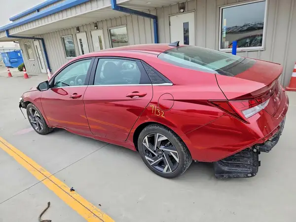 KMHLS4DG0RU752918 2024 HYUNDAI ELANTRA - Image 2
