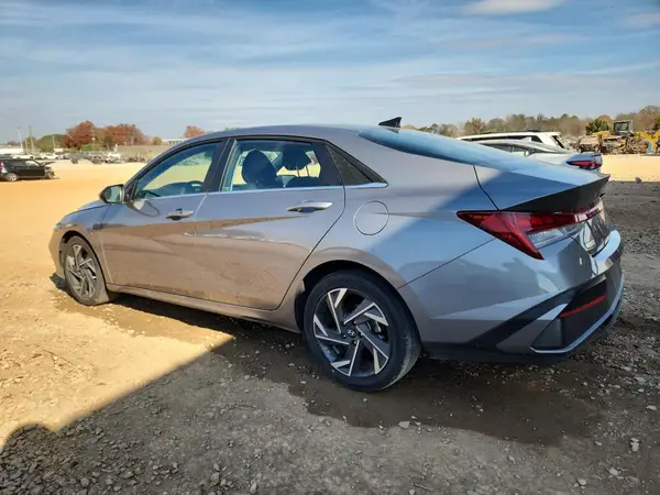 KMHLS4DG0RU780394 2024 HYUNDAI ELANTRA - Image 2