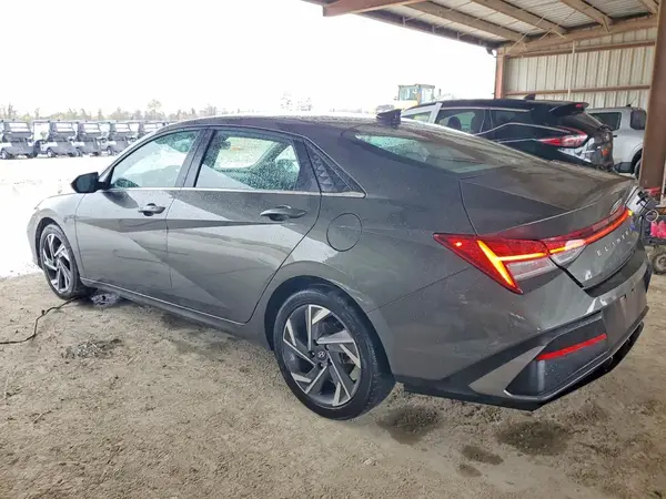 KMHLS4DG0RU786440 2024 HYUNDAI ELANTRA - Image 2