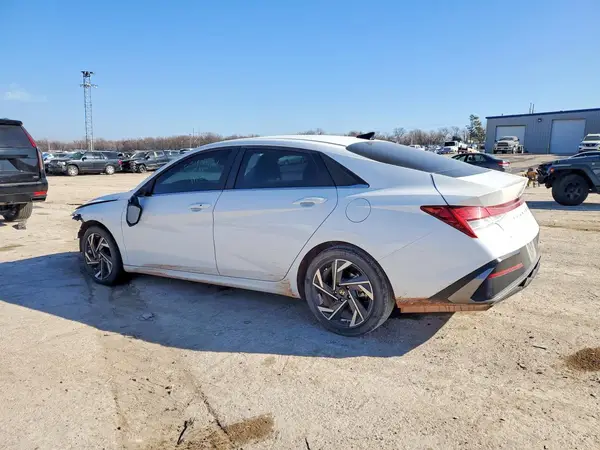 KMHLS4DG0RU818562 2024 HYUNDAI ELANTRA - Image 2