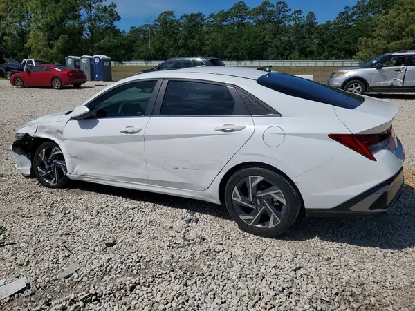 KMHLS4DG0RU820456 2024 HYUNDAI ELANTRA - Image 2