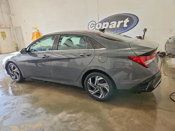 KMHLS4DG0SU862518 2025 HYUNDAI ELANTRA - Image 2