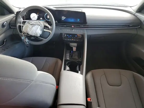 KMHLS4DG0SU884731 2025 HYUNDAI ELANTRA - Image 8