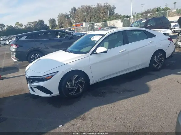 KMHLS4DG0SU890416 2025 HYUNDAI ELANTRA - Image 2