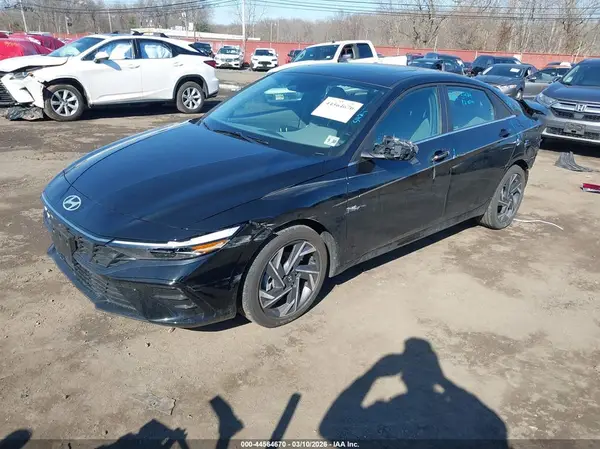 KMHLS4DG0SU891369 2025 HYUNDAI ELANTRA - Image 2