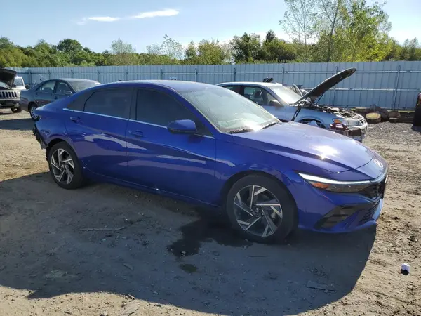 2025 HYUNDAI ELANTRA COPART lot 69780425 auction photo 4