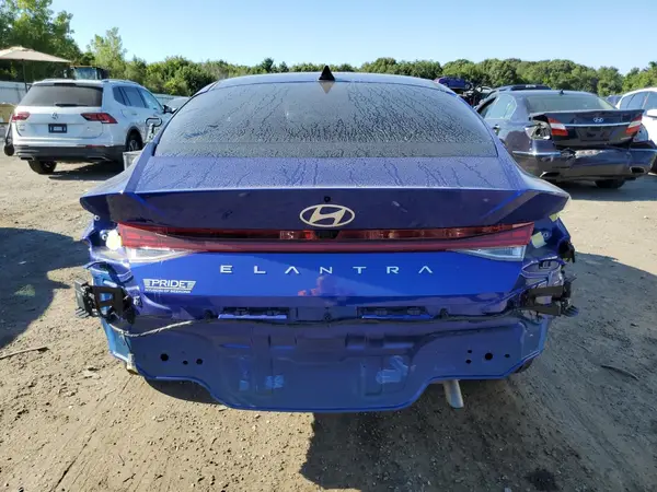 2025 HYUNDAI ELANTRA COPART lot 69780425 auction photo 6