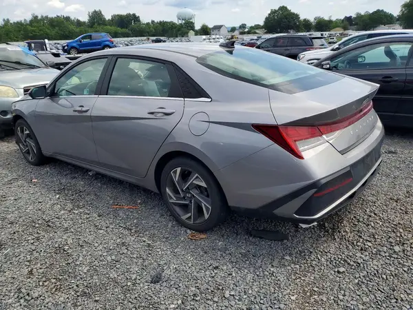 KMHLS4DG0SU895826 2025 HYUNDAI ELANTRA - Image 2