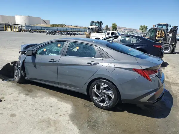 KMHLS4DG0SU907506 2025 HYUNDAI ELANTRA - Image 2