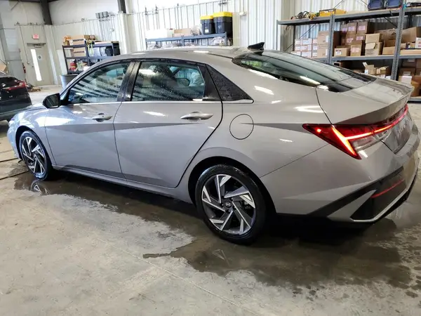 KMHLS4DG0SU909885 2025 HYUNDAI ELANTRA - Image 2
