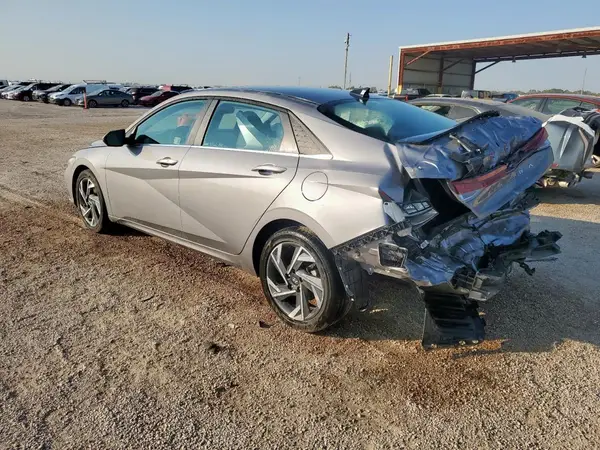 KMHLS4DG0SU911538 2025 HYUNDAI ELANTRA - Image 2