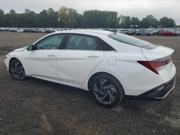KMHLS4DG0SU923706 2025 HYUNDAI ELANTRA - Image 2