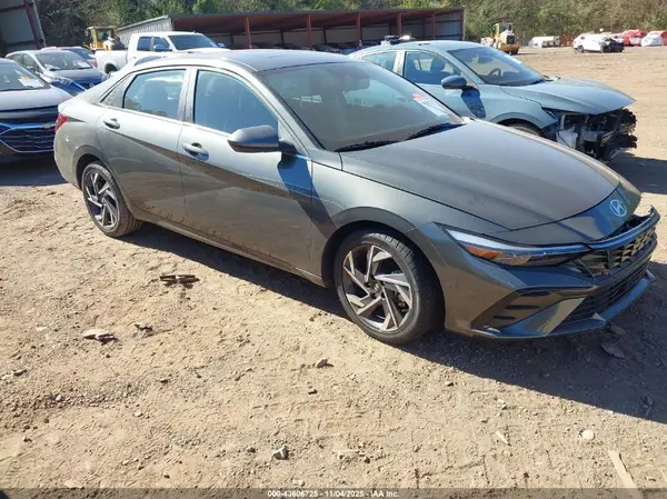 KMHLS4DG0SU935726 2025 HYUNDAI ELANTRA - Image 1