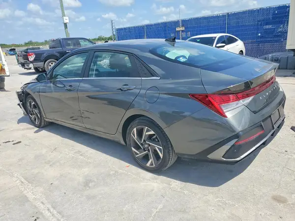 KMHLS4DG0SU938934 2025 HYUNDAI ELANTRA - Image 2
