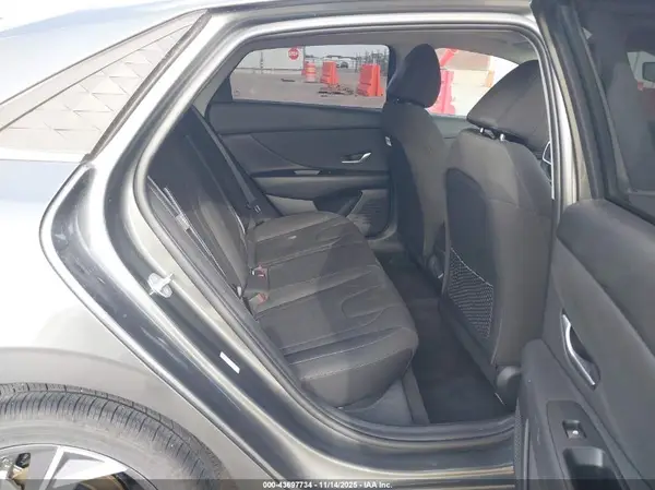KMHLS4DG0SU978219 2025 HYUNDAI ELANTRA - Image 8