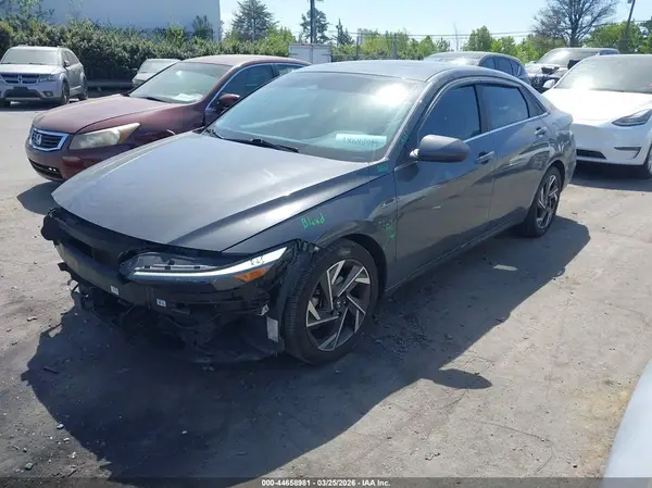KMHLS4DG1RU642945 2024 HYUNDAI ELANTRA - Image 2