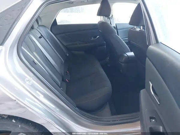 KMHLS4DG1RU643481 2024 HYUNDAI ELANTRA - Image 8