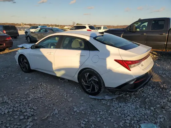 KMHLS4DG1RU647725 2024 HYUNDAI ELANTRA - Image 2