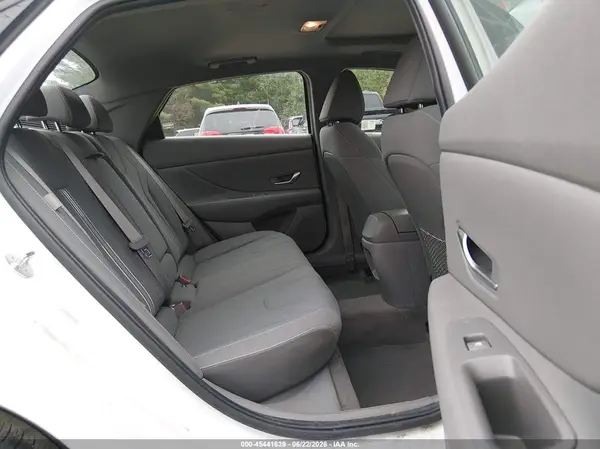 KMHLS4DG1RU696553 2024 HYUNDAI ELANTRA - Image 8