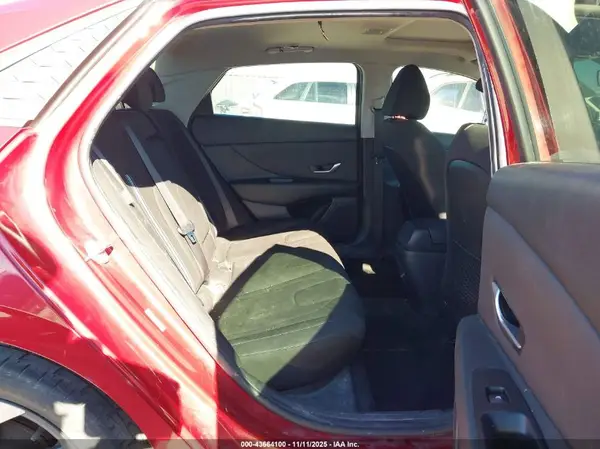 KMHLS4DG1RU700228 2024 HYUNDAI ELANTRA - Image 8