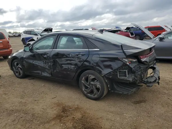 KMHLS4DG1RU715411 2024 HYUNDAI ELANTRA - Image 2