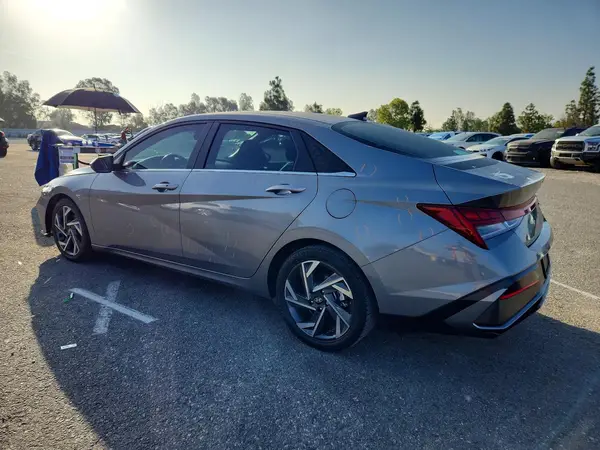 KMHLS4DG1RU745685 2024 HYUNDAI ELANTRA - Image 2