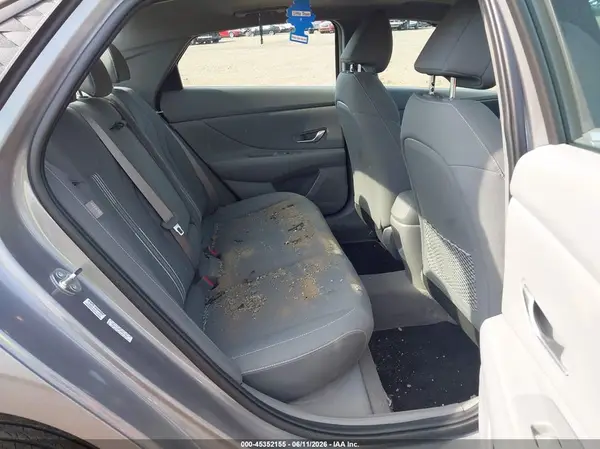 KMHLS4DG1RU747565 2024 HYUNDAI ELANTRA - Image 8