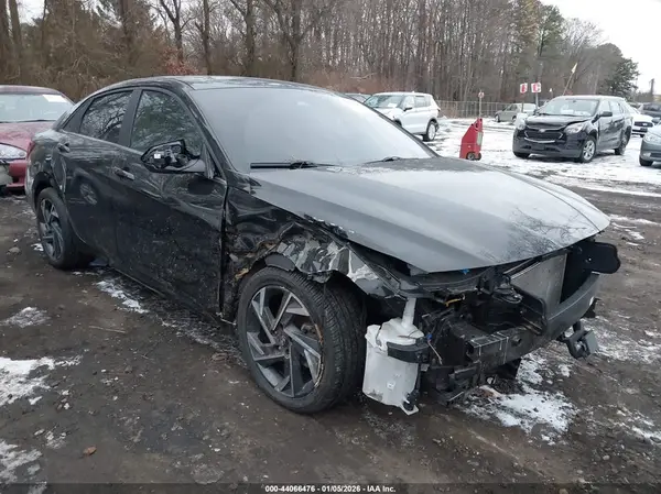 KMHLS4DG1RU749820 2024 HYUNDAI ELANTRA - Image 1