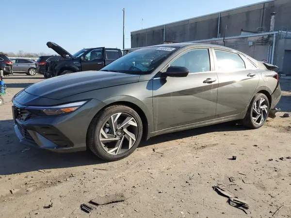 KMHLS4DG1RU767699 2024 HYUNDAI ELANTRA - Image 1