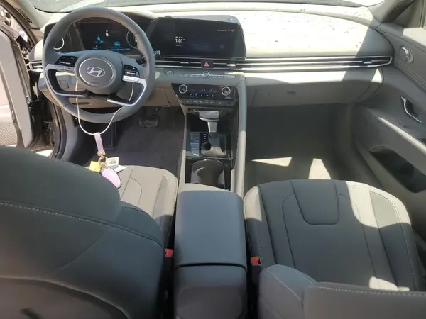 KMHLS4DG1RU770201 2024 HYUNDAI ELANTRA - Image 8