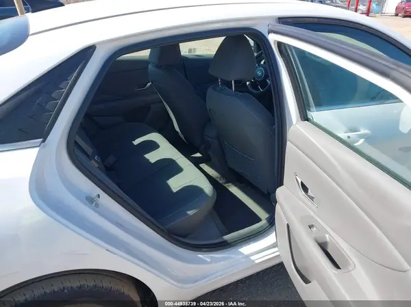 KMHLS4DG1RU770943 2024 HYUNDAI ELANTRA - Image 8