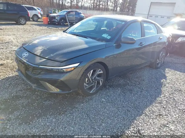 KMHLS4DG1RU800541 2024 HYUNDAI ELANTRA - Image 2