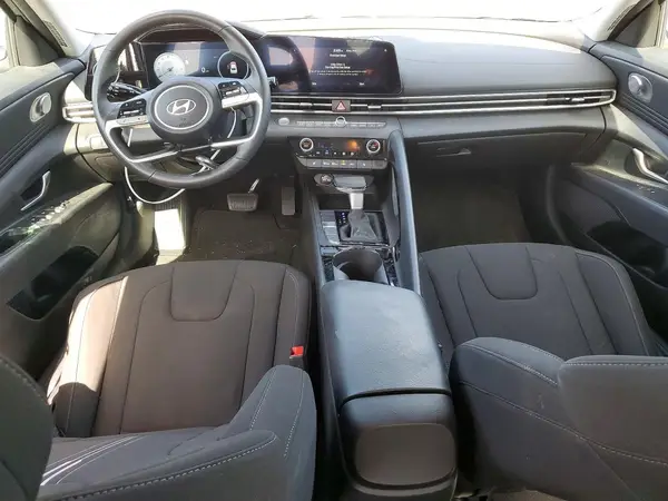 KMHLS4DG1RU805254 2024 HYUNDAI ELANTRA - Image 8