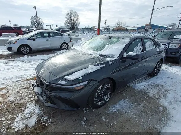 KMHLS4DG1RU816240 2024 HYUNDAI ELANTRA - Image 2